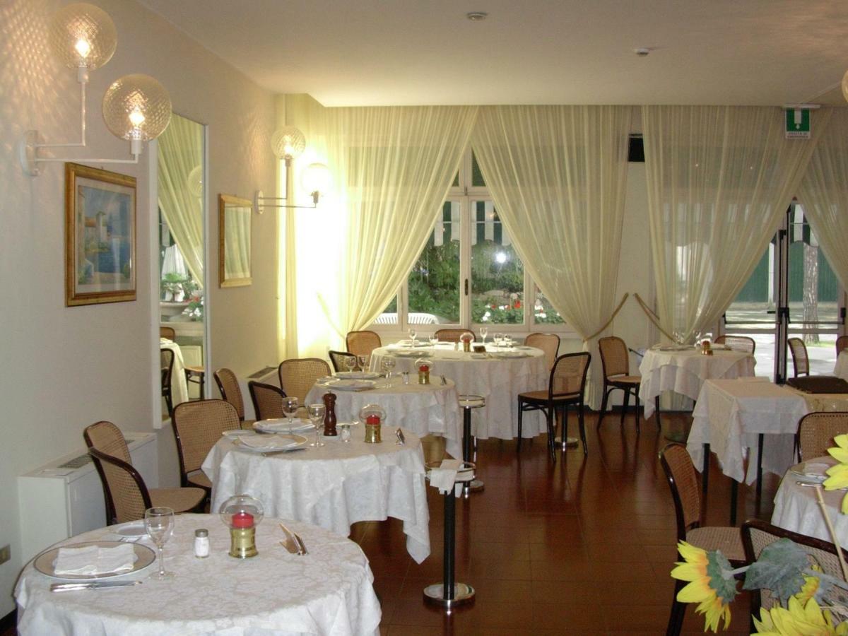 Park Hotel Ravenna Marina di Ravenna Exterior foto